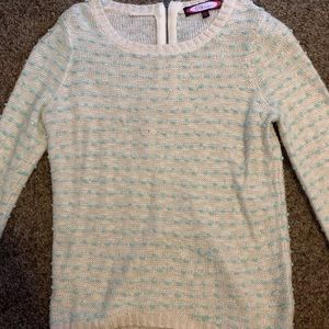 Women’s sweater